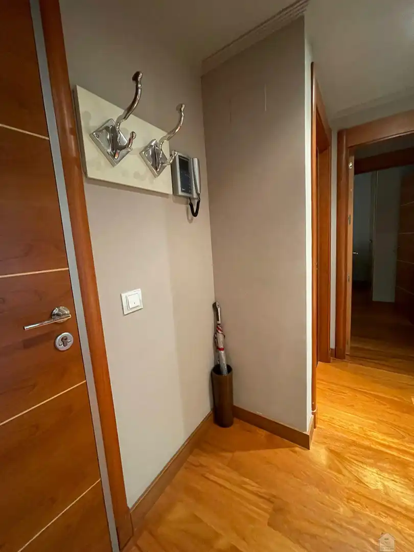 Wohnung zur Miete in La Calzada - La Florida