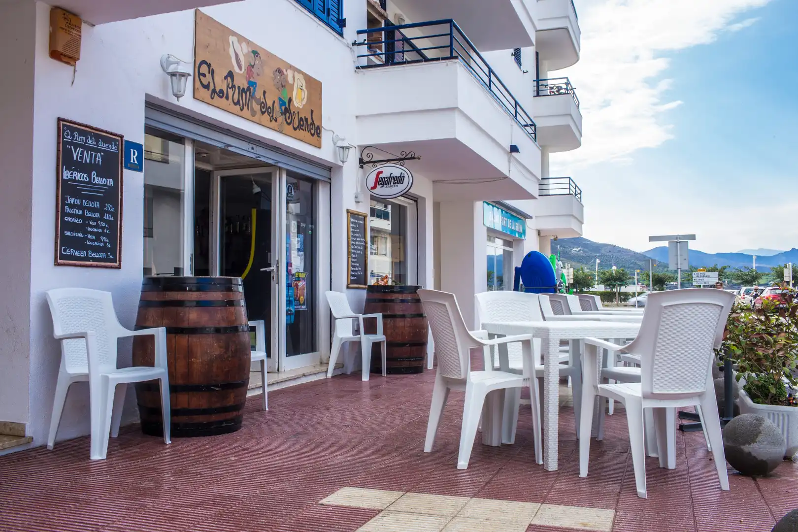 Local de lloguer en El Port de la Selva amb Aire condicionat, Calefacció i Terrassa