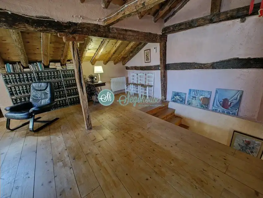 Casa o chalet en venta en Escobar de Polendos con Calefacción y Trastero
