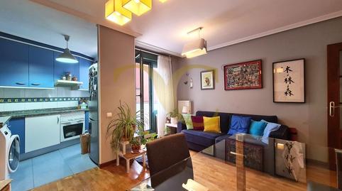 Foto 2 de Apartamento en venta en Avenida de Pando, HUCA - La Cadellada, Asturias