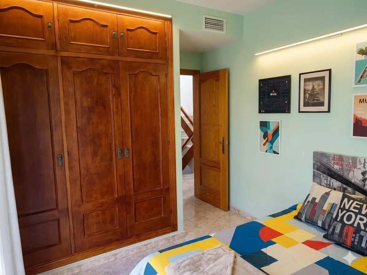 Habitación de Casa o chalet en venta en Málaga con Aire acondicionado, Calefacción y Jardín privado
