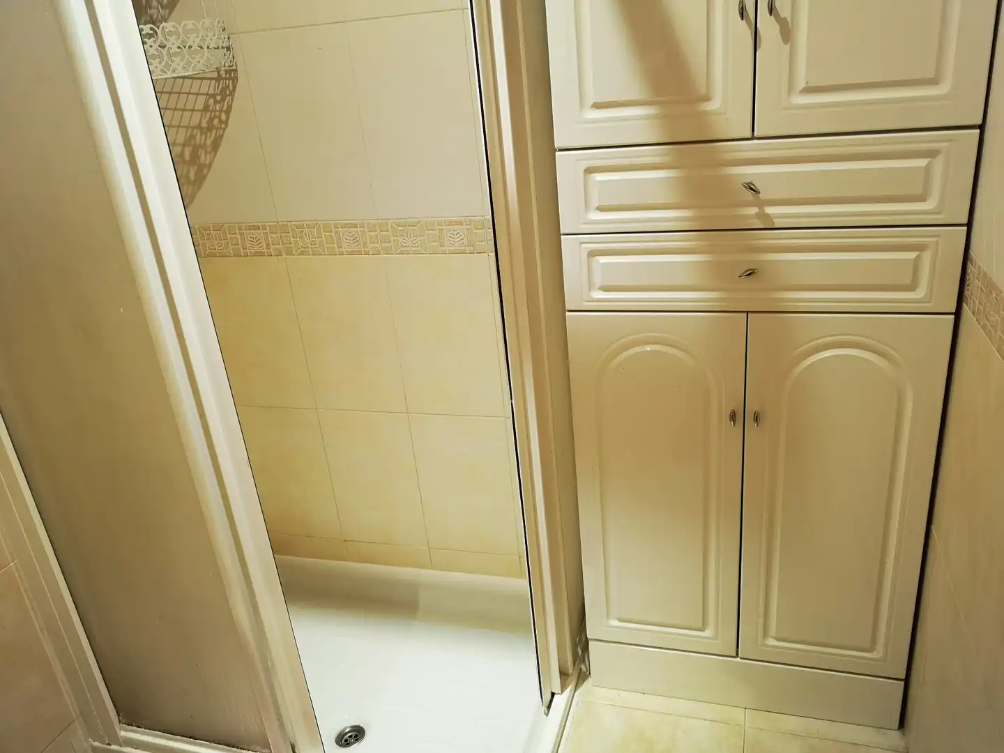 Bathroom of Attic for sale in Cádiz  with Air Conditioner, Heating and Parquet flooring