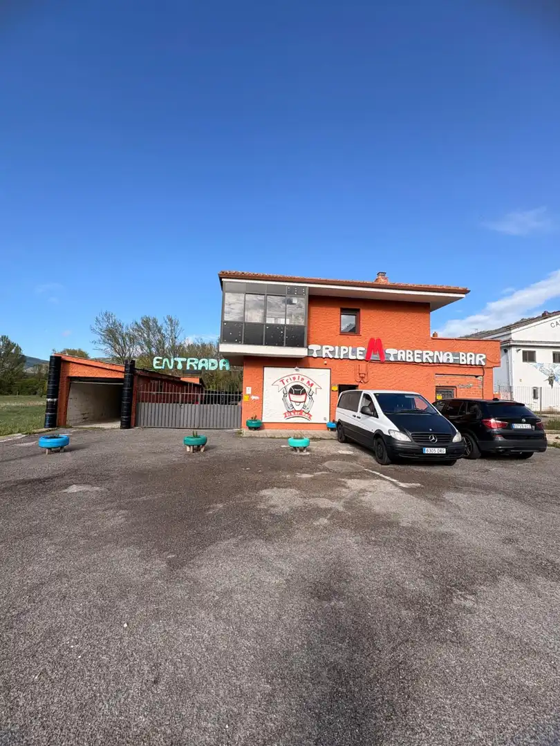 Vista exterior de Casa o chalet en venta en Villamanín con Calefacción, Jardín privado y Parquet