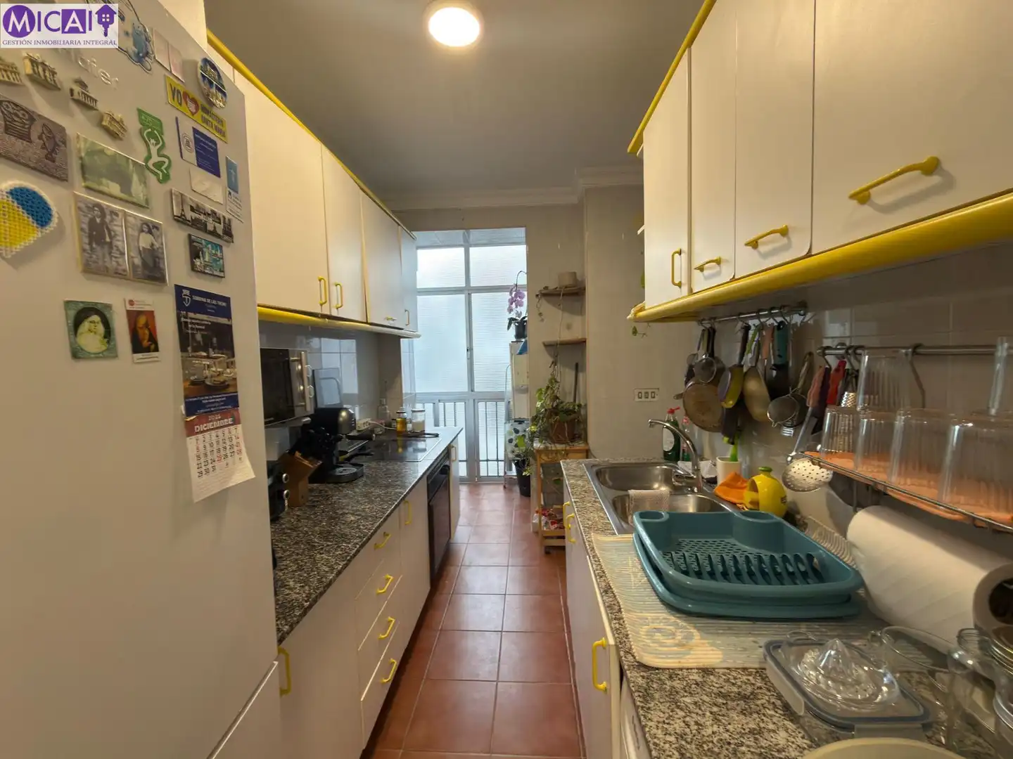 Cocina de Piso en venta en Cádiz con Terraza, Amueblado y Balcón