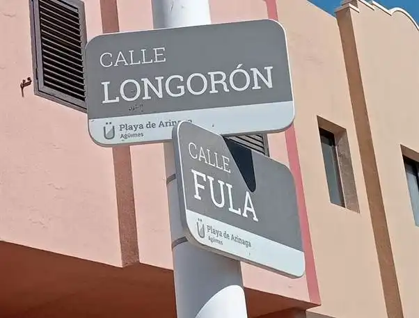 Vista exterior de Casa adosada en venta en Agüimes