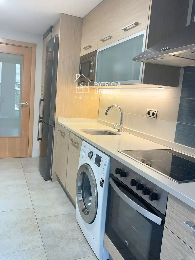 Cocina de Piso de alquiler en Cambrils con Aire acondicionado, Calefacción y Terraza