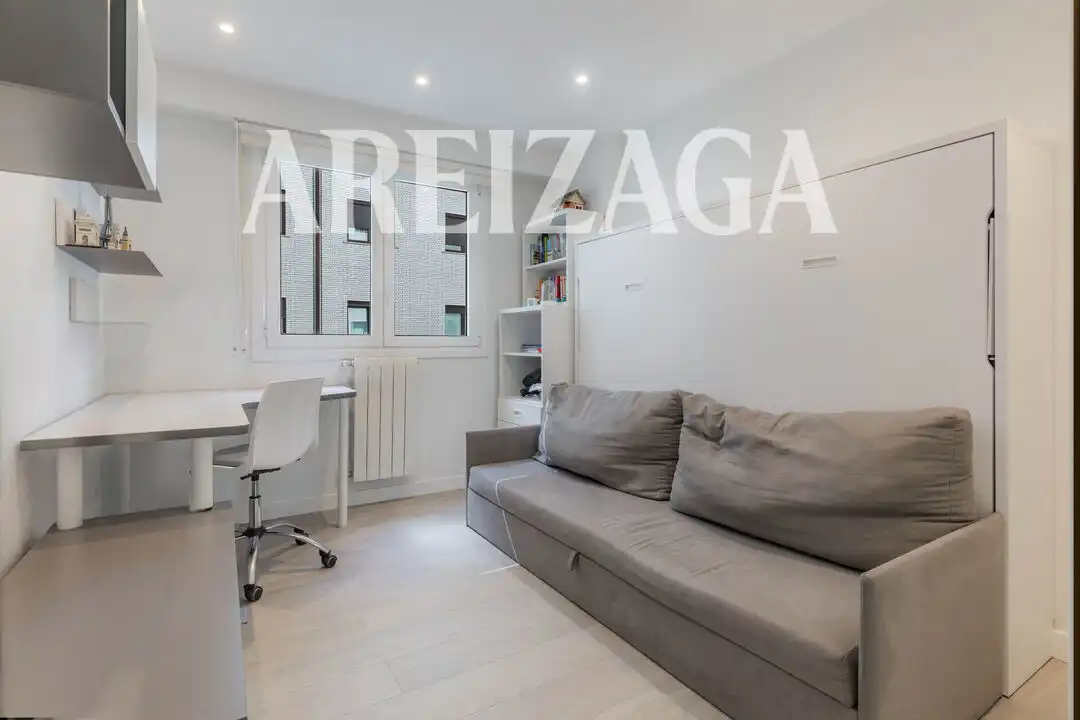 Habitación de Piso en venta en Donostia - San Sebastián  con Aire acondicionado, Calefacción y Terraza