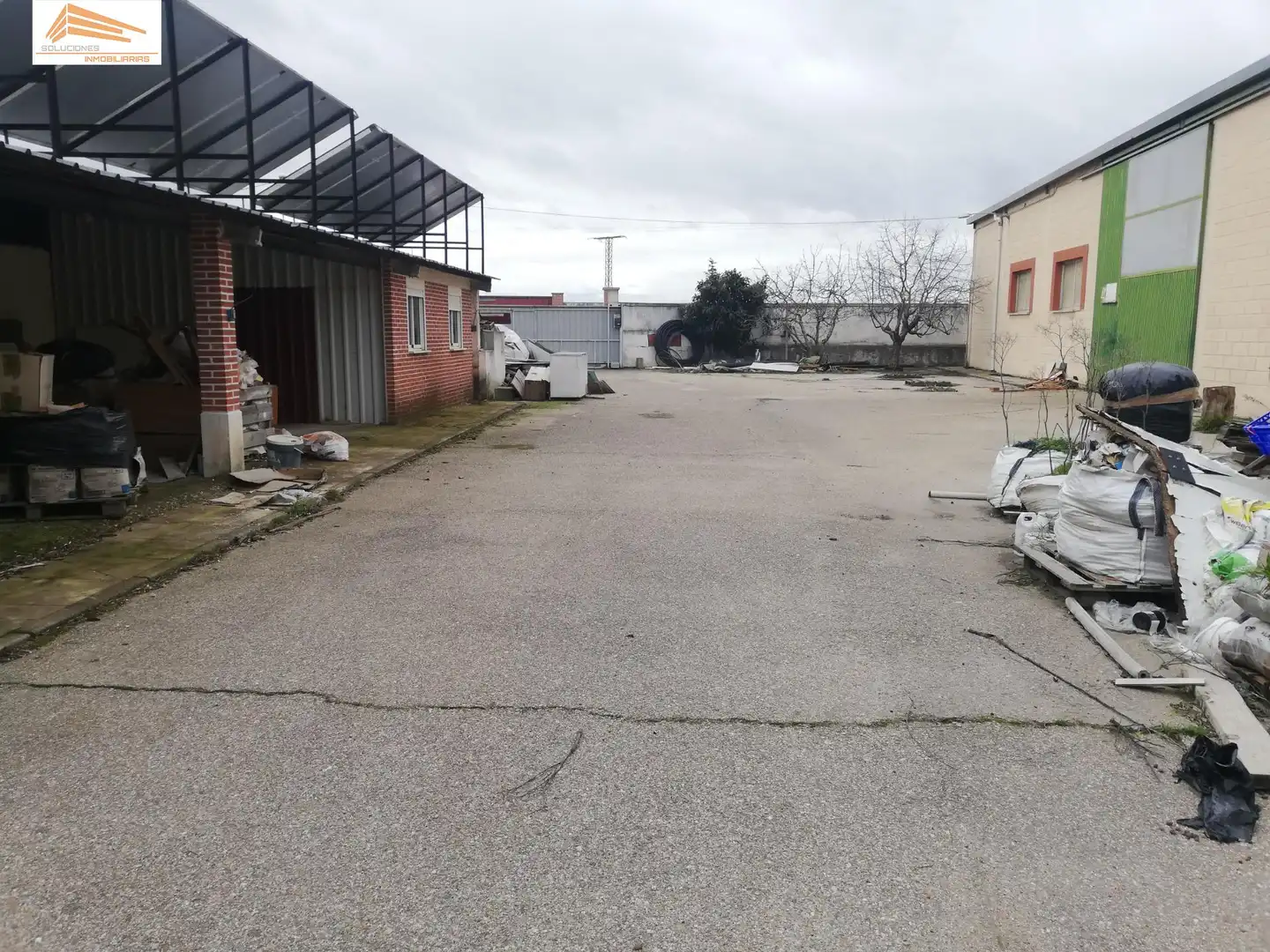 Parking de Nave industrial en venta en Pesquera de Duero