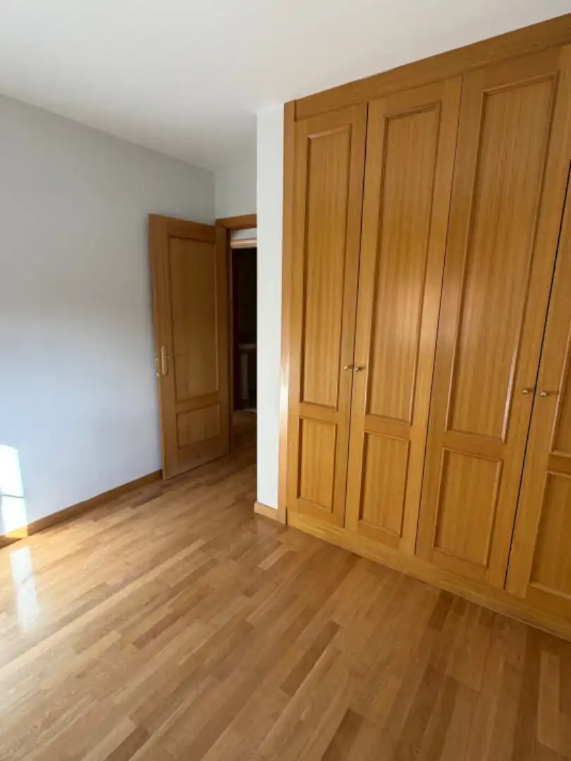 Bedroom of Flat for sale in Valverde del Majano  with Heating and Parquet flooring