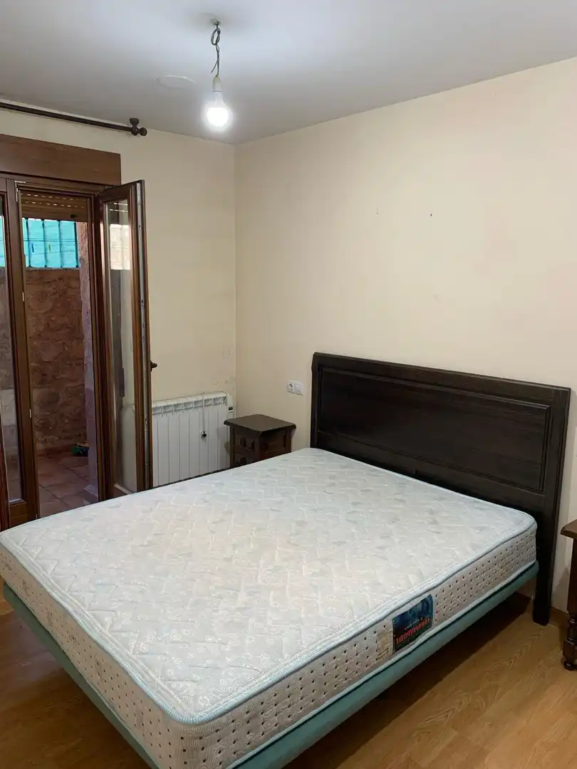Schlafzimmer von Wohnung zum Verkauf in Atienza mit Heizung und Möbliert