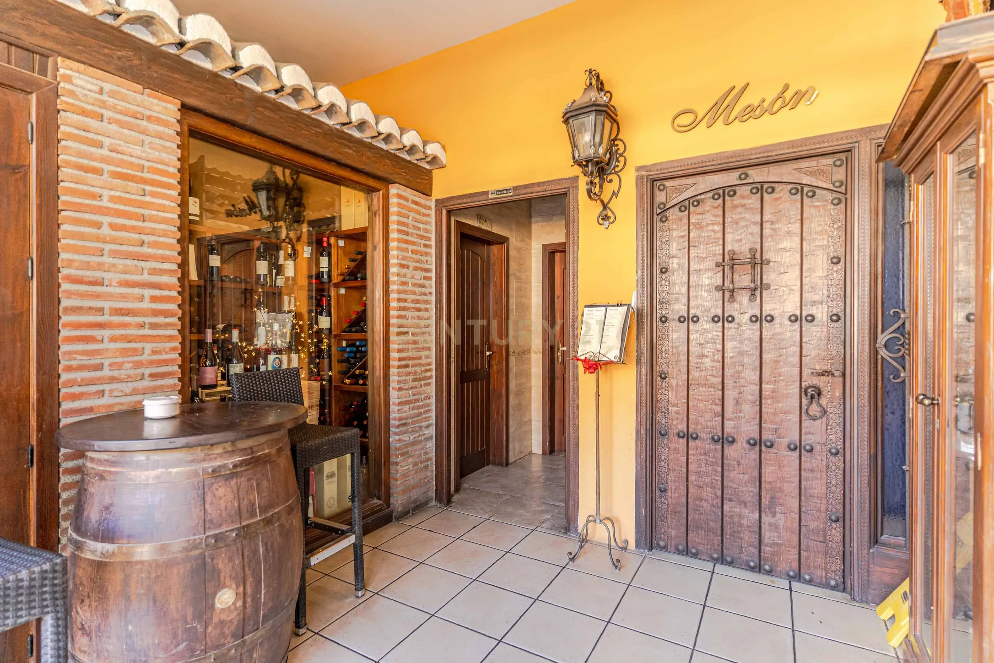 Premises for sale in Gualchos  with Air Conditioner, Furnished and Internet
