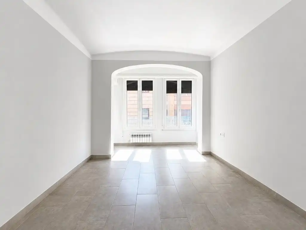 Flat for rent in Girona