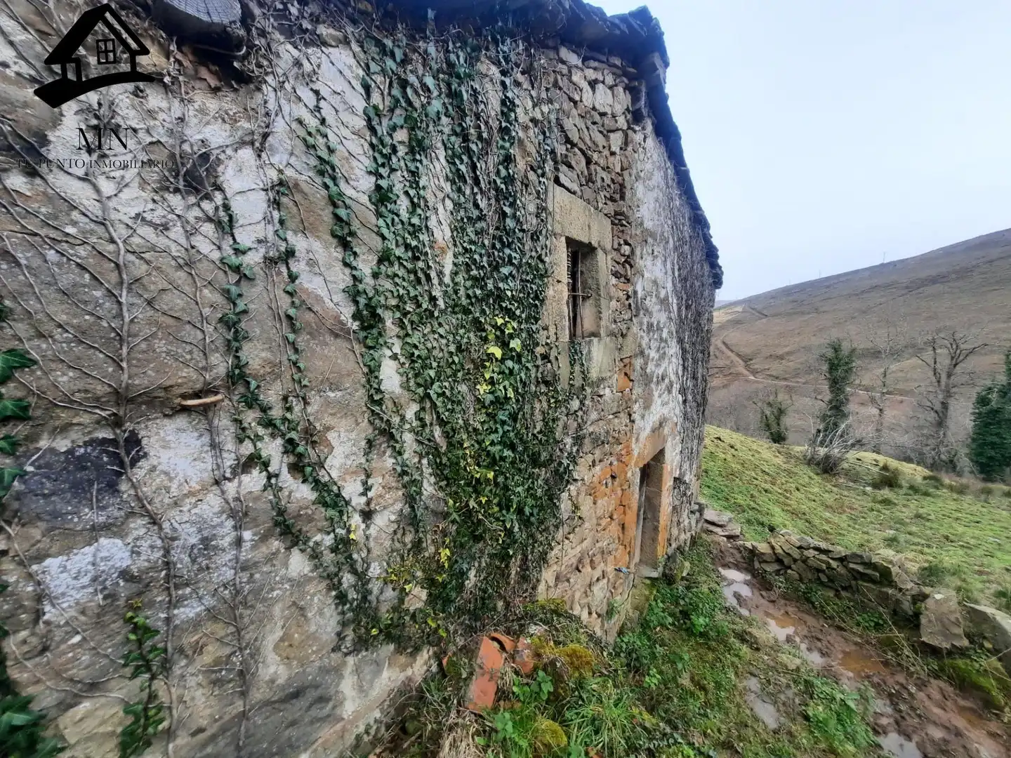 Casa rústica amb jardí en venda a San Pedro del Romeral, imagen 6