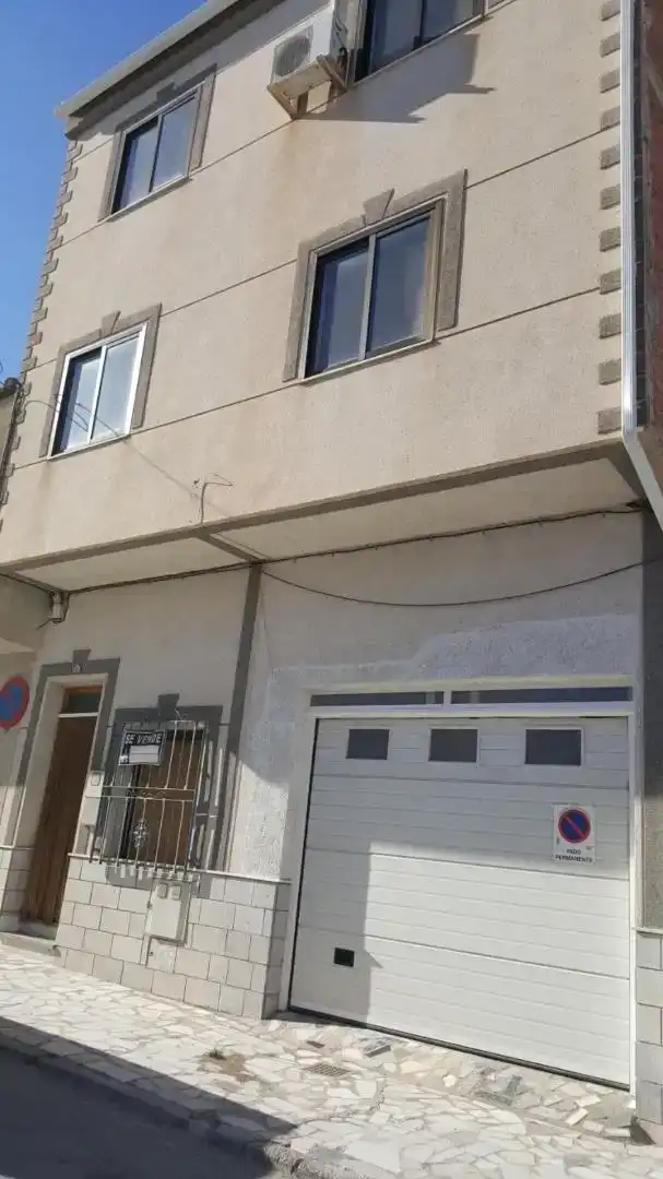 Casa adosada en venta en Calle General Goded, Caniles