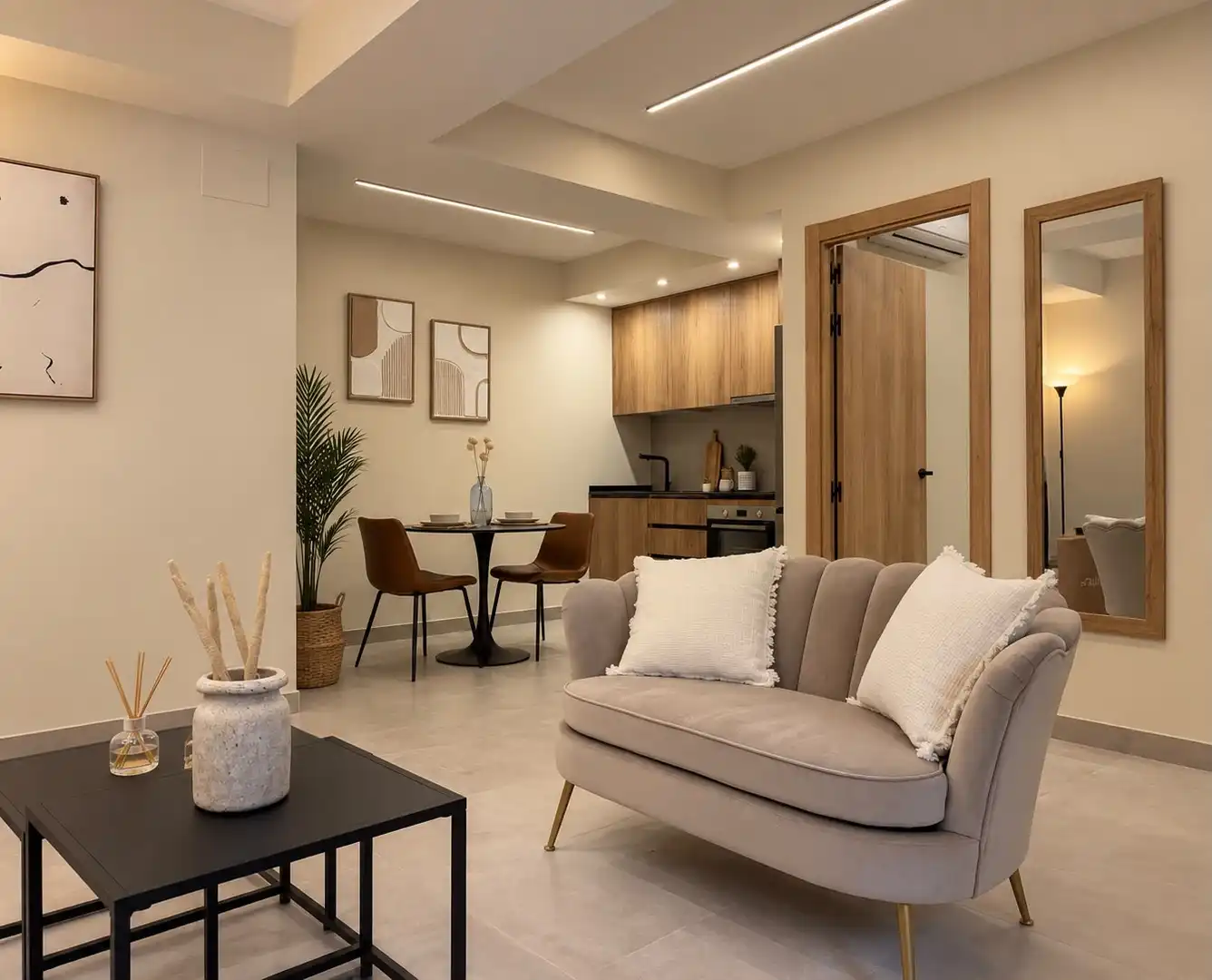 Apartment with lift for sale in Calle Profesor Agustín Escribano, imagen 3