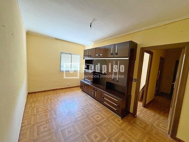 Bedroom of Flat for sale in  Madrid Capital