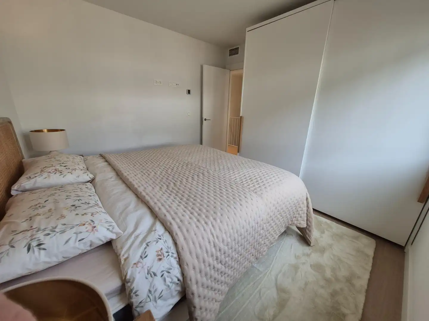 Schlafzimmer von Wohnung zur Miete in Mijas mit Klimaanlage, Privatgarten und Terrasse