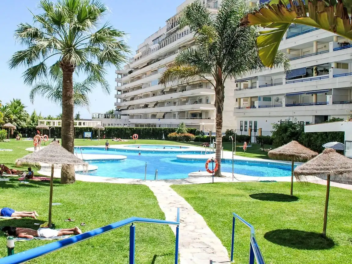 Schwimmbecken von Wohnung zum Verkauf in Marbella mit Terrasse und Gemeinschaftspool