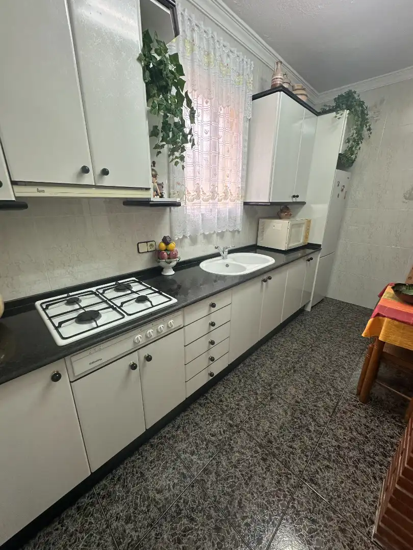 Cocina de Casa o chalet en venta en Castellet i la Gornal con Aire acondicionado, Calefacción y Jardín privado