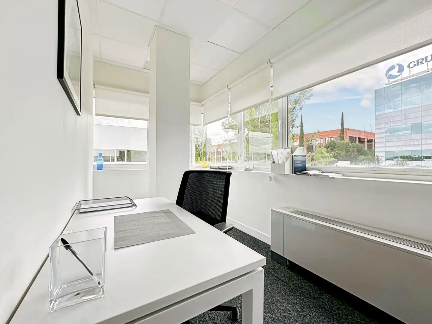 Office for rent in Tres Cantos  with Air Conditioner, Heating and Furnished