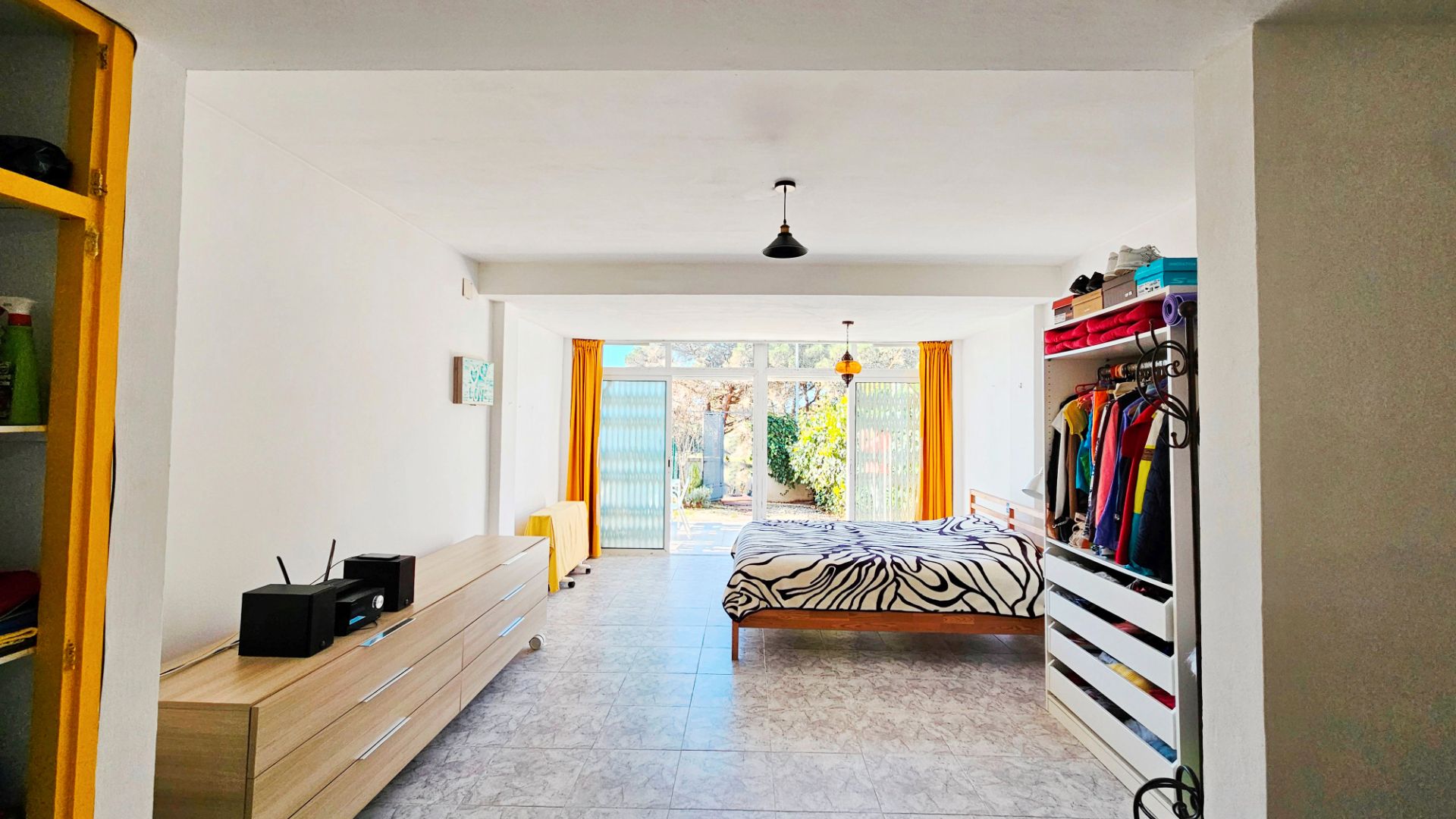 Dormitori de Apartament en venda en Lloret de Mar amb Jardí privat i Forn
