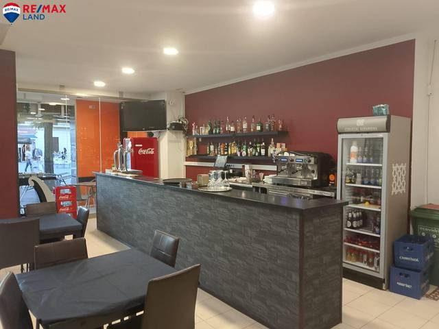 Local comercial en Alquiler en Gran Via de Colom