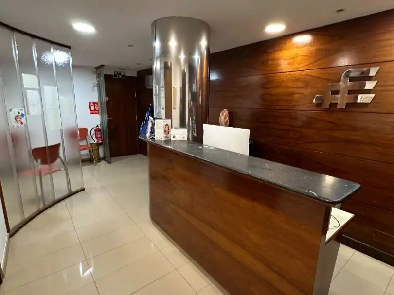 Locale commerciale in cessione a Plaza Europa 4, imagen 7