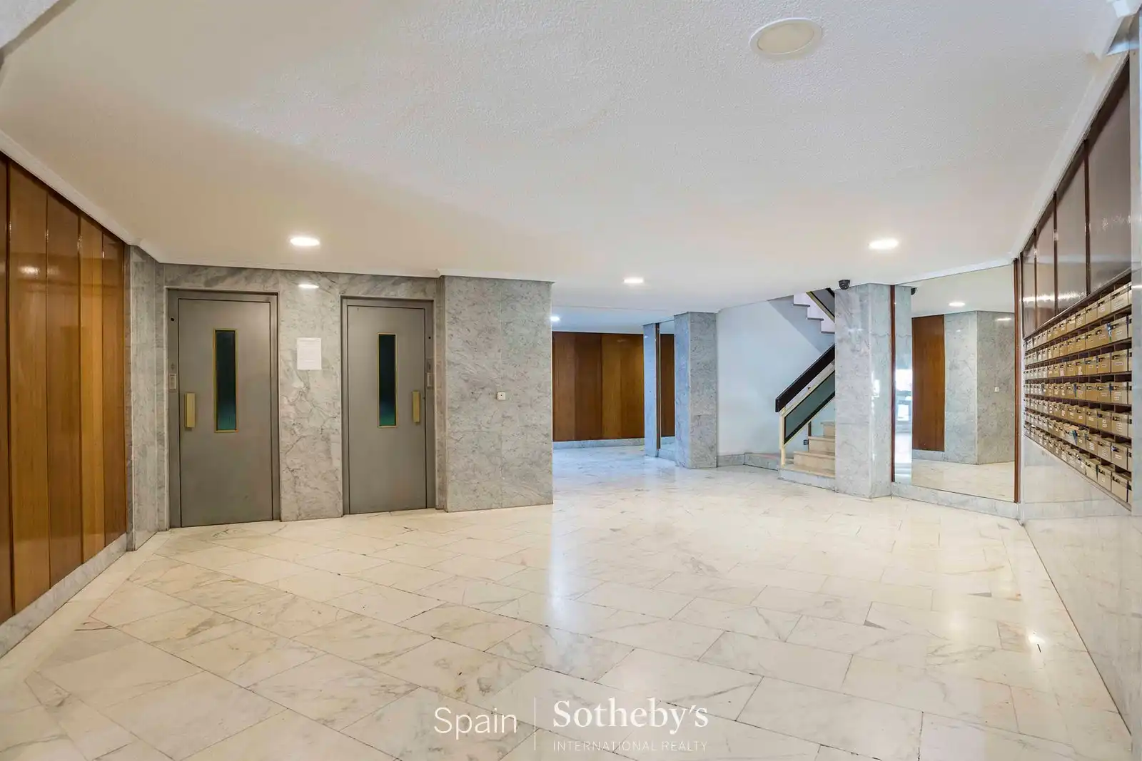 Apartamento en venta en Madrid con Aire acondicionado, Calefacción y Piscina