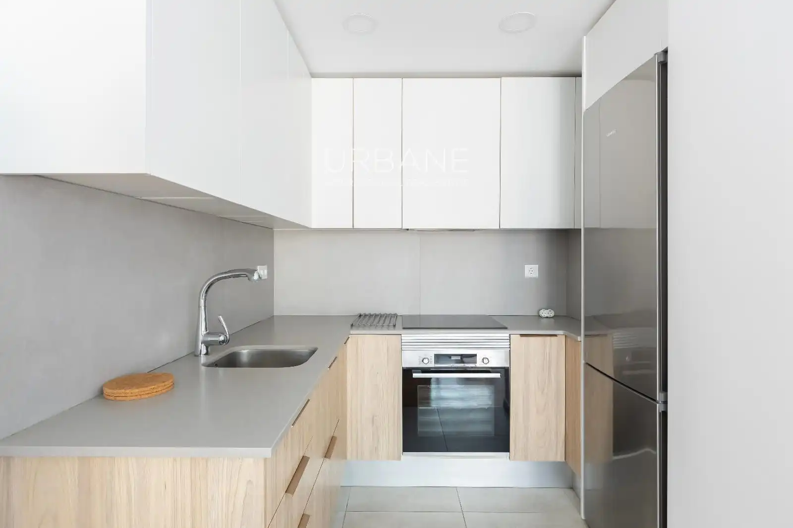 Kitchen of Flat for rent in Barcelona  with Air Conditioner, Terrace and Furnished