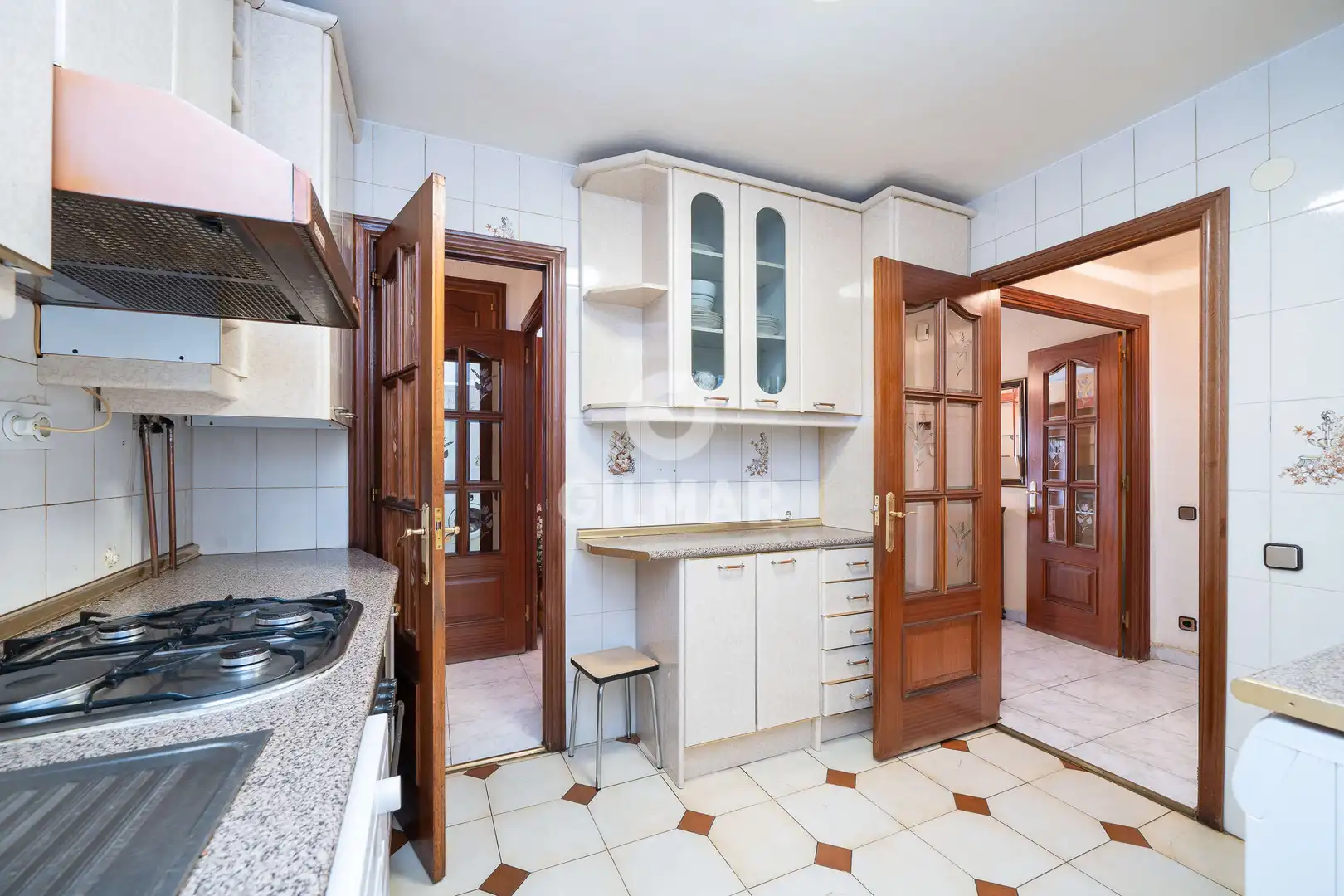 Cocina de Piso en venta en Madrid con Calefacción y Balcón