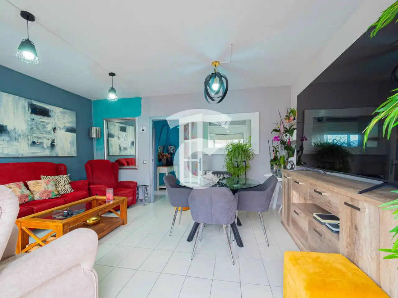 Sala de estar de Casa adosada en venta en Roda de Ter con Calefacción y Terraza