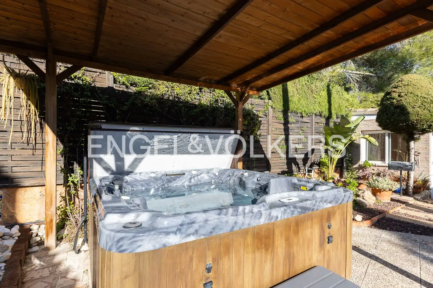 Terrassa de Casa o xalet en venda en Riba-roja de Túria amb Aire condicionat, Calefacció i Jardí privat