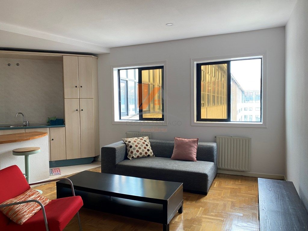 Sala de estar de Apartamento en venta en Santiago de Compostela  con Horno y Lavadora