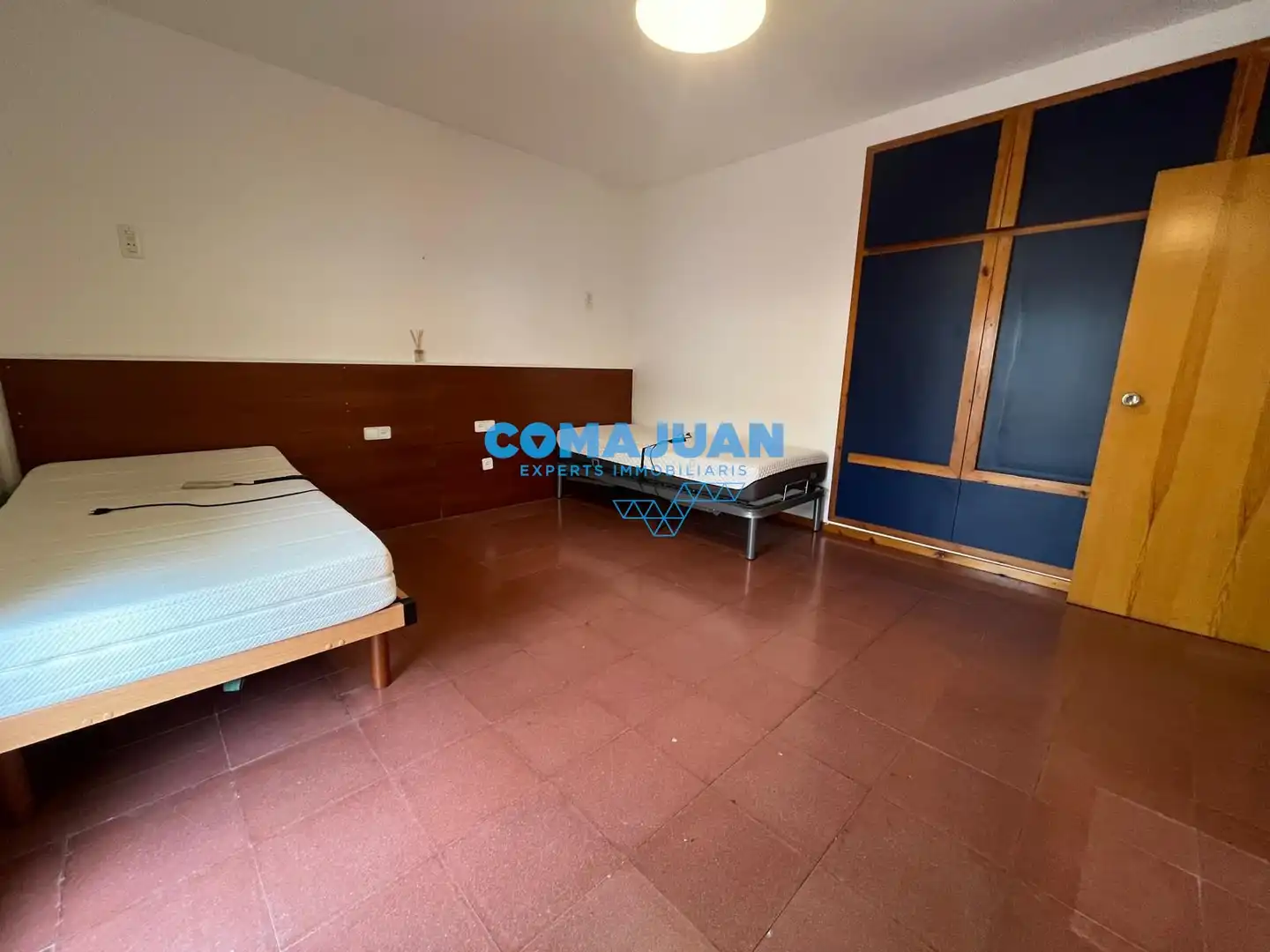 Country house zum Verkauf in Mataró mit Klimaanlage, Heizung und Terrasse