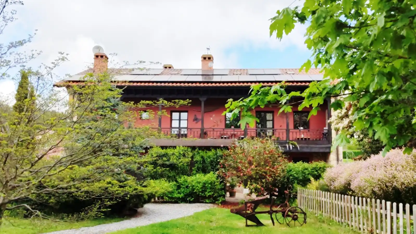 Exterior view of Houses for sale in Nava  with Heating, Private garden and Parquet flooring