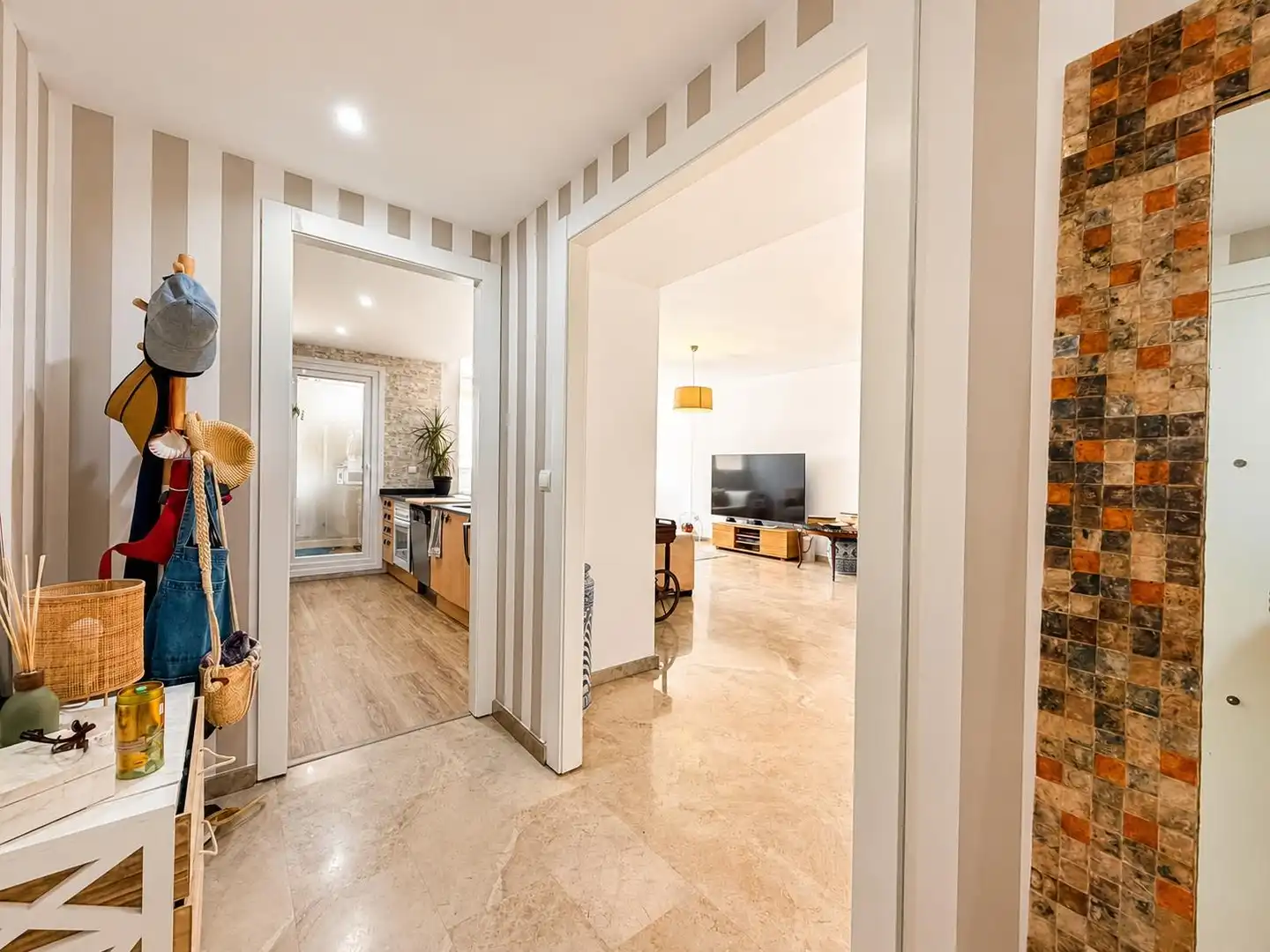 Piso en venta en Alicante / Alacant con Aire acondicionado, Calefacción y Amueblado