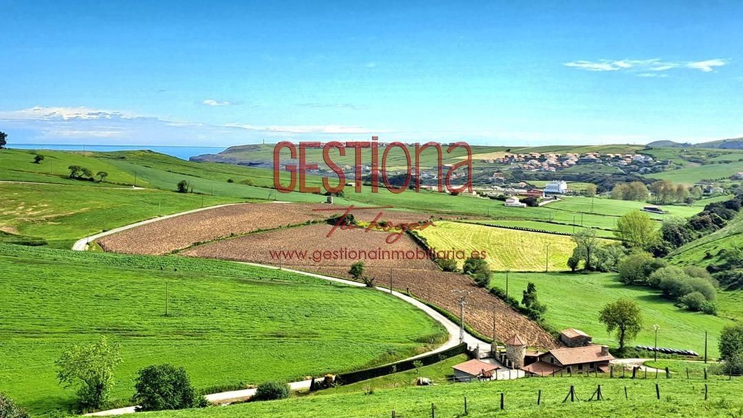 Casa o chalet en venta en Bareyo con Jardín privado, Terraza y Amueblado