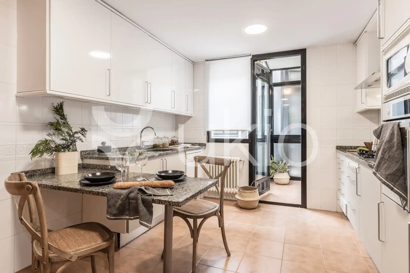 Küche von Maisonette zur Miete in Madrid mit Klimaanlage, Heizung und Terrasse