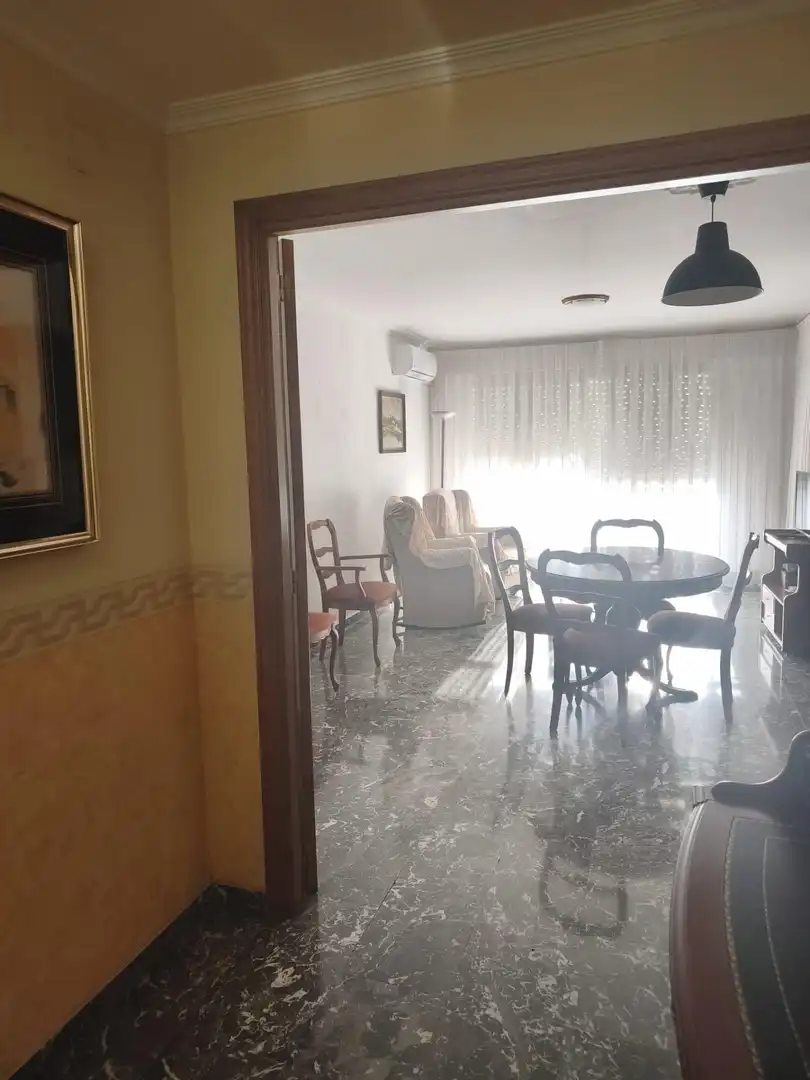 Piso de alquiler en Calle de Juan XXIII, Barrio de Benicalap