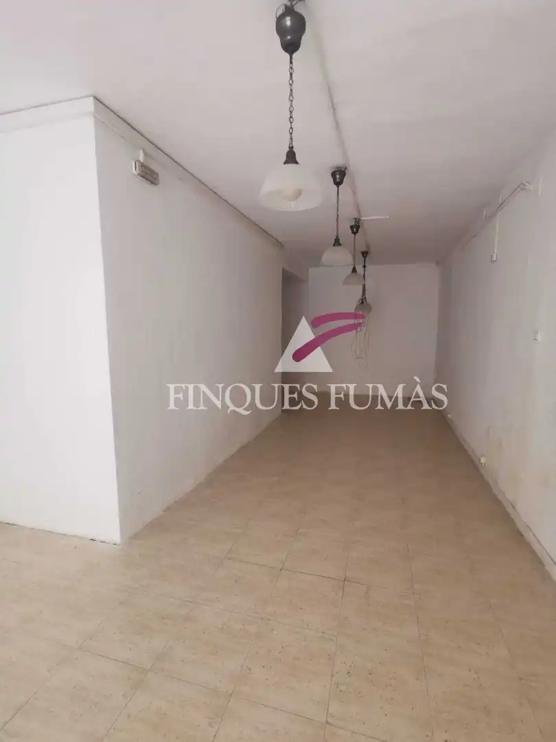 Local comercial en venda a Carrer de la Baixada del Mercadal, imagen 4