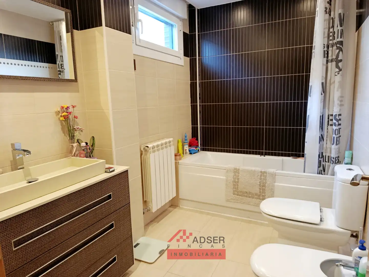 Bathroom of Detached homes for sale in Entrena  with Heating, Parquet flooring and Terrace