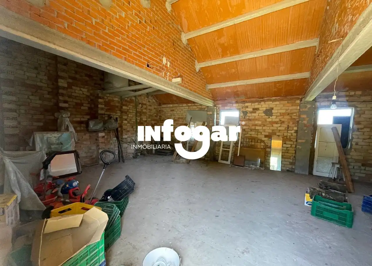 Casa o xalet en venda en O Rosal   amb Jardí privat, Parquet i Terrassa