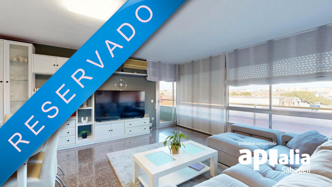 Bedroom of Flat for sale in Sabadell  with Air Conditioner, Heating and Balcony