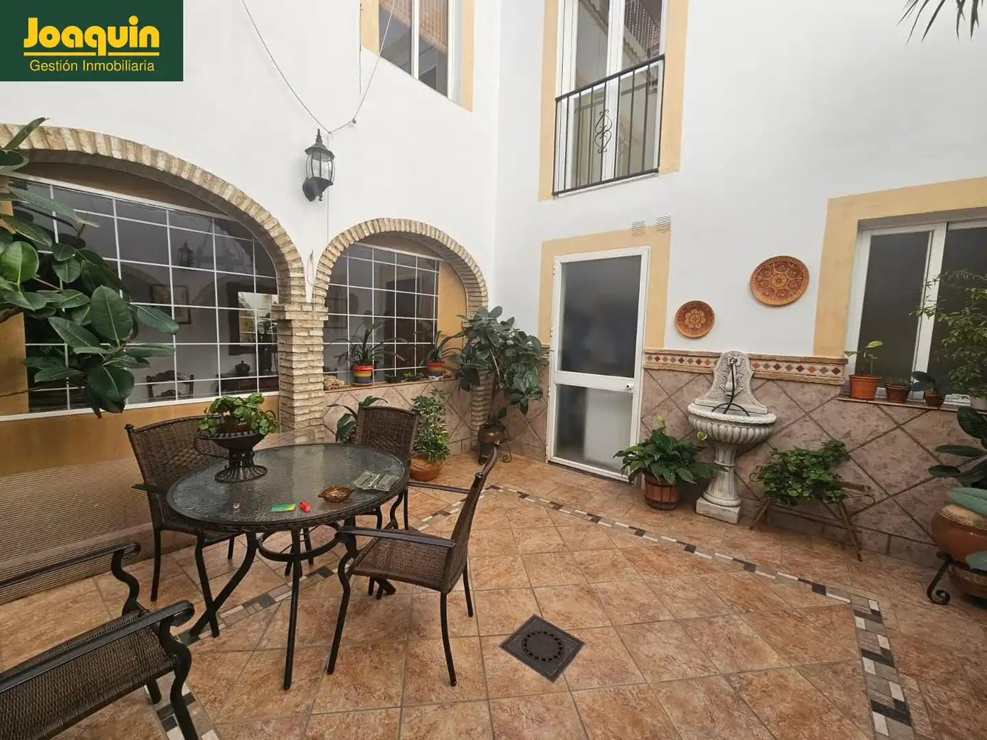 Casa amb terrassa en venda a Centro, imagen 3