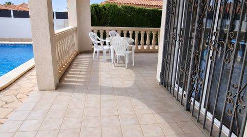 Foto 2 von Haus oder Chalet zum Verkauf in Carrer Illes Canaries, 3, Centre, Mont-roig del Camp