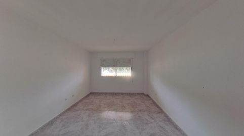 Foto 2 de Casa adosada en venta en C/ Astorga, Los Barreros - Cuatro Santos, Cartagena