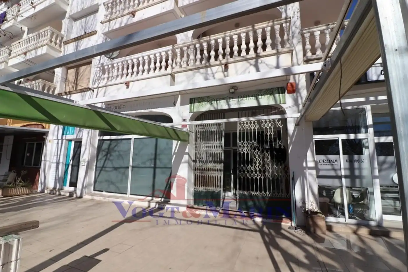 Locale commerciale in vendita a Carrer Orlina