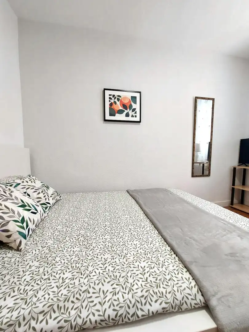 Bedroom of Flat for share in Getafe  with Heating, Washing machine and TV