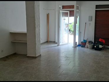 Business premises to rent in Rascanya