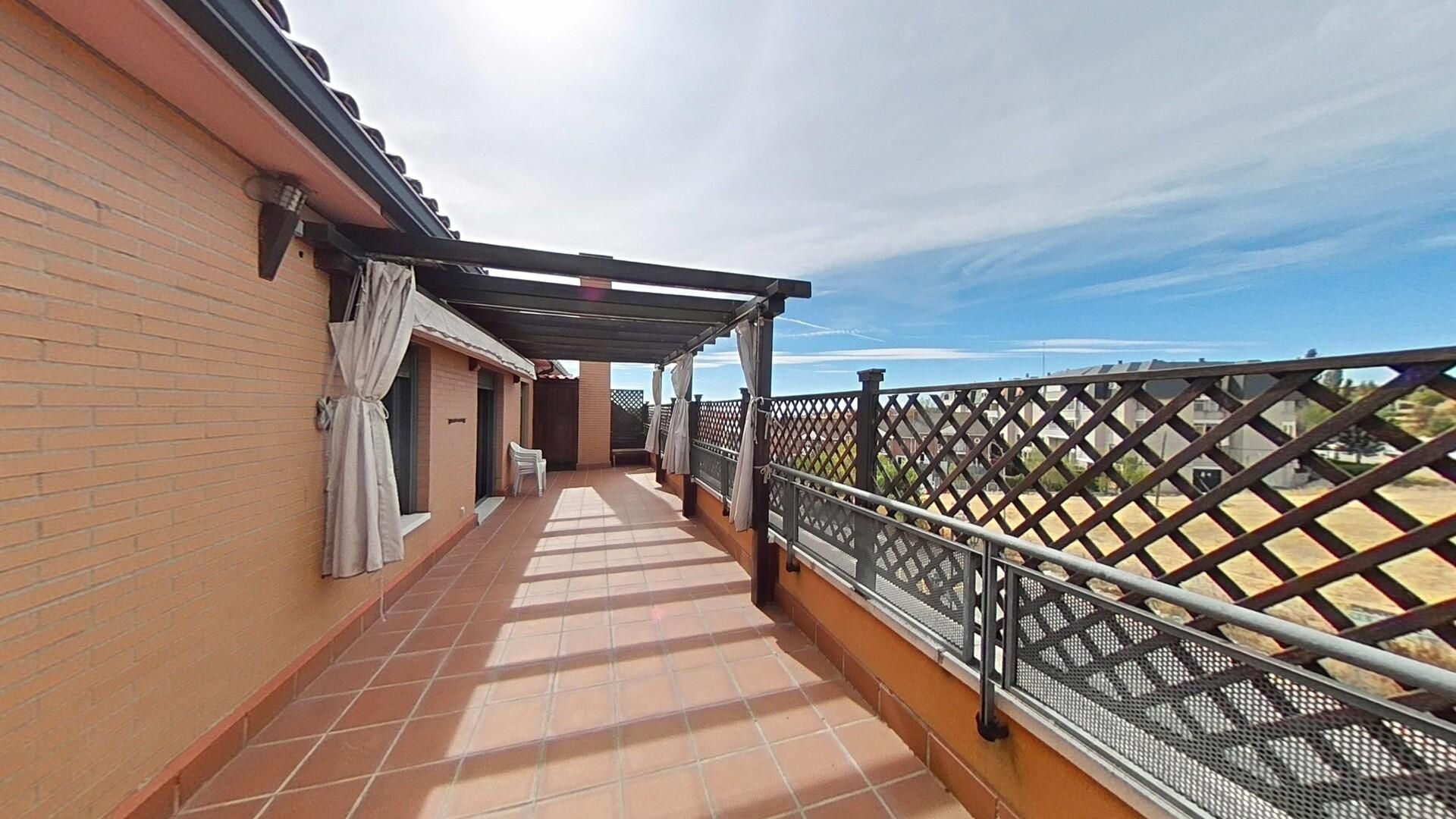 Terrassa de Àtic de lloguer en El Molar (Madrid) amb Terrassa i Traster